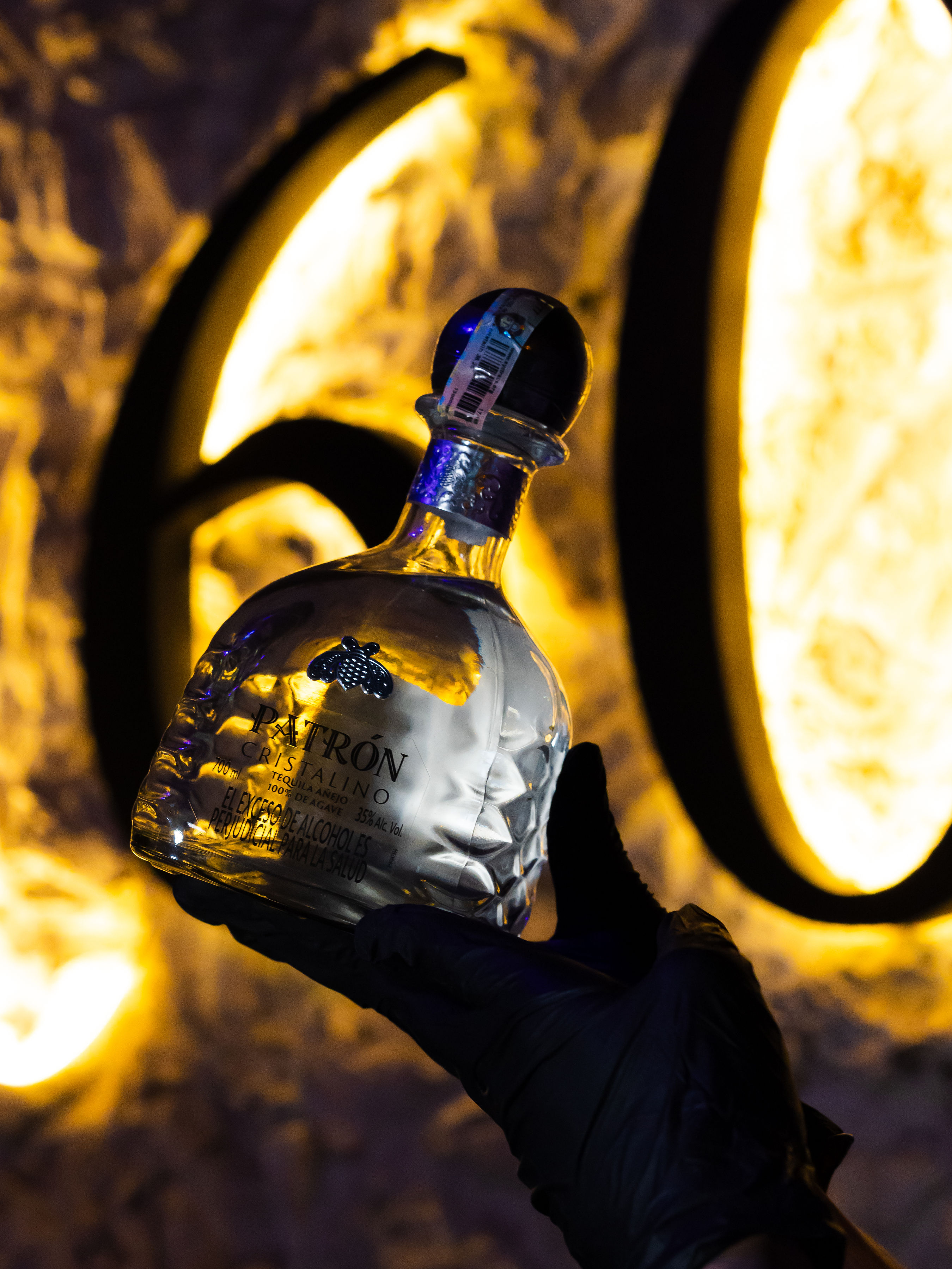 Bar · The pour